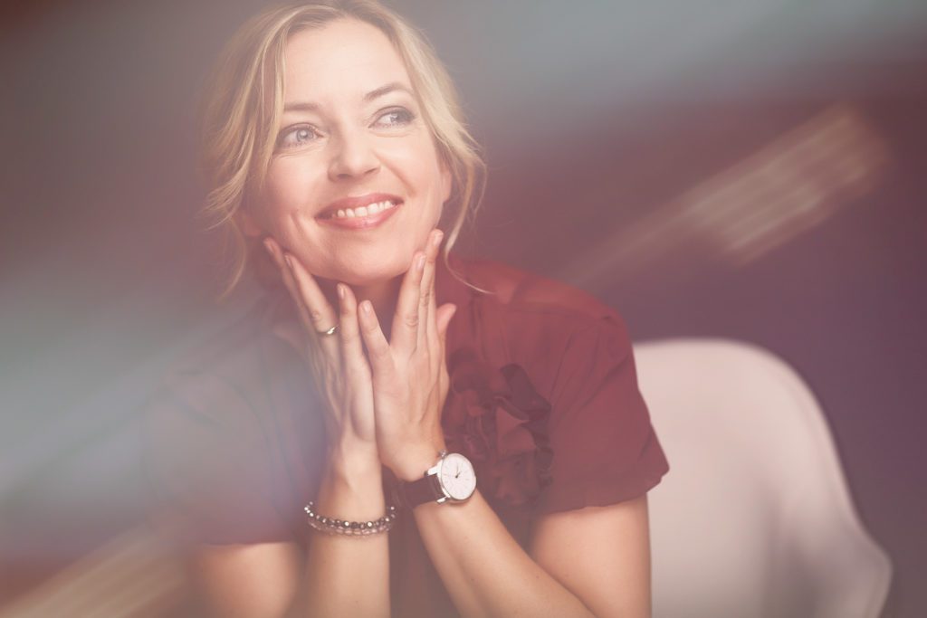 Photographe corporate pour les entreprises 12 Photographe Corporate - expert en image Femme. Portrait Naturel Photographe Occitanie