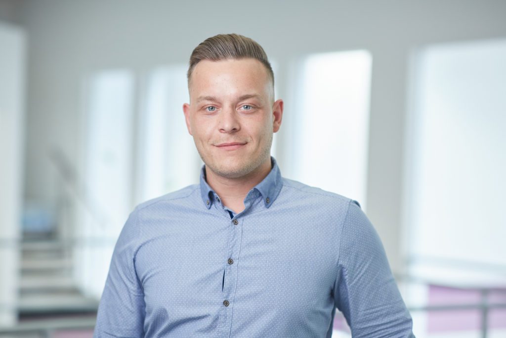 Photographe corporate pour les entreprises 7 Photographe Corporate - expert en image Photographe Portrait corporate 326 Photographe corporate pour les entreprises