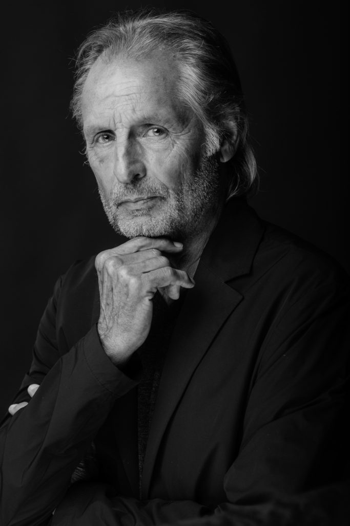 Photographe corporate pour les entreprises 12 Photographe Corporate - expert en image Portrait en noir et blanc - photographe intuitif